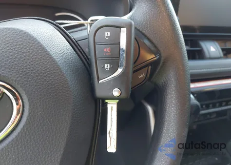 2025 Toyota Rav4 Le z USA, uszkodzony, nr VIN 2T3H1RFV2SW393411